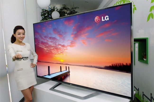 CES 2012: LG muestra primera TV OLED 55 pulgadas y otra 84 pulgadas Ultra HD.