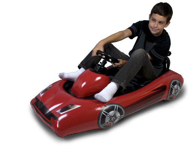 ¿COCHES INFLABLES PARA JUGAR WII Y 3DS?