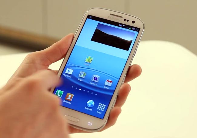Samsung Dice NO Al Galaxy S4