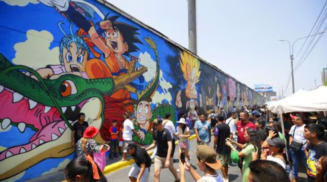 Perú le rinde hermoso mural en homenaje a Akira Toriyama